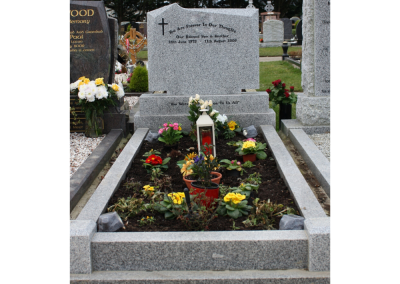 Granite Headstone M5 Shape